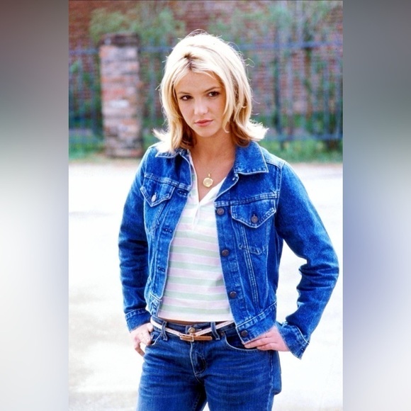 GAP women’s Denim boxy trucker Jacket dirty wash Medium Y2K fashion - Picture 17 of 17